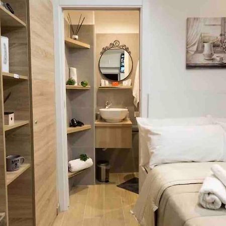 Апартаменти Casina In Centro Storico Неаполь Екстер'єр фото