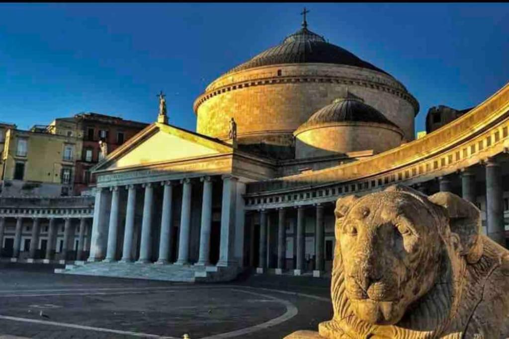 Апартаменти Casina In Centro Storico Неаполь Екстер'єр фото